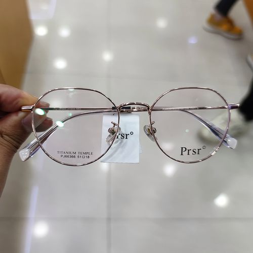 眼镜店的钛镜架为什么贵，要1000-2000，而网上才要200-300元呢？