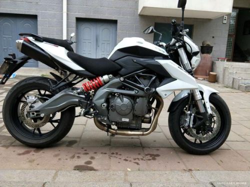 15年bj600和16年bn黄龙600哪个合适？