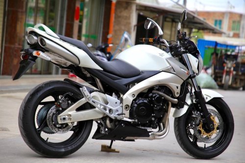 gsr400为什么比250便宜？