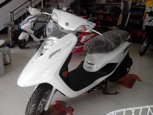 雅马哈丽鹰100跟125有什么其别,现在上牌价钱分别是多少,我是江门的? 雅马哈丽鹰100跟125有什么其别,现在上牌价钱分别是多少,我是江门的?