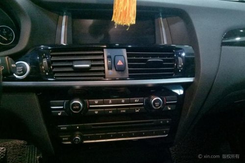 宝马x3空调怎么让它直吹？