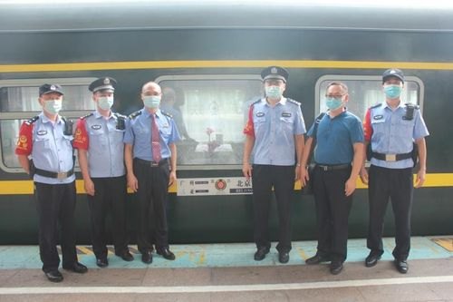 广州铁路公安处有多少个站？