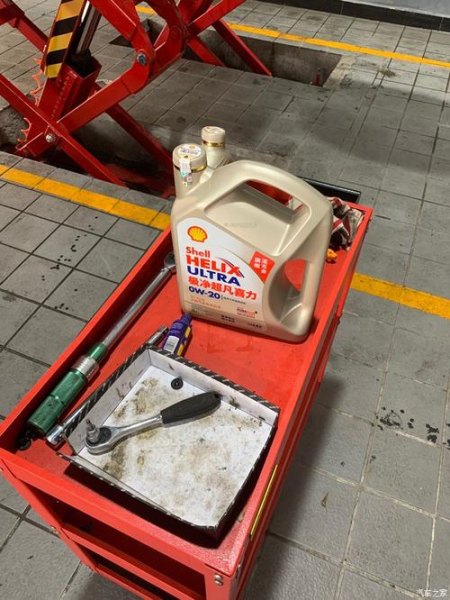 用5w30能换0w20机油吗