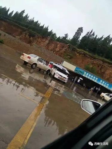 下雨驾校还练车吗？
