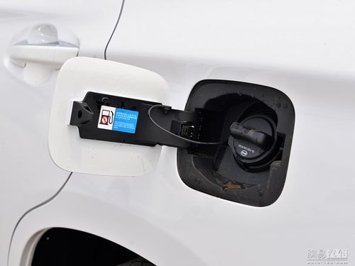 比亚迪宋PLUs2023款是普通油箱还是高压油箱？