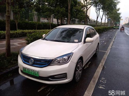 女生跑滴滴建议用什么纯电车？
