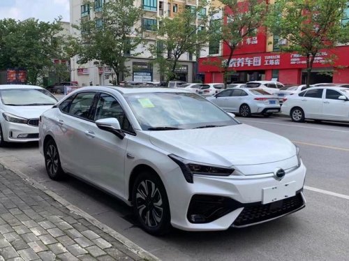 2023款埃安魅580优缺点？