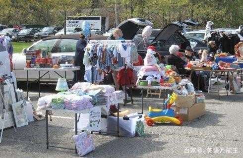 美国媒体提到中国的地摊经济，他们想说什么？