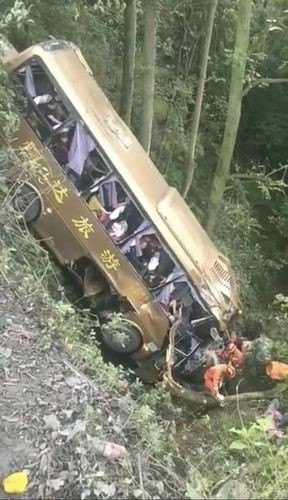 客车为什么会侧翻？