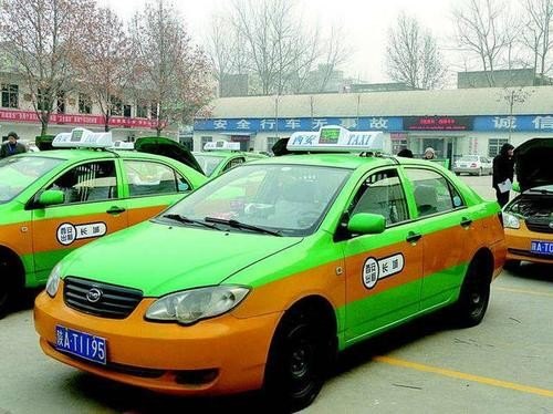 什么是小型出租客车？