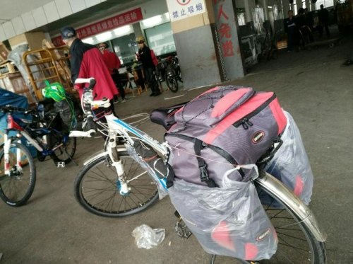 坐大巴能带自行车当行李吗？