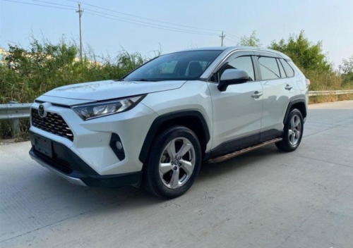 比荣放高一级的是什么车？
