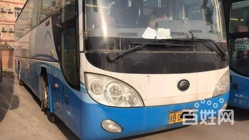 宇通大客车的暖气在什么地方？