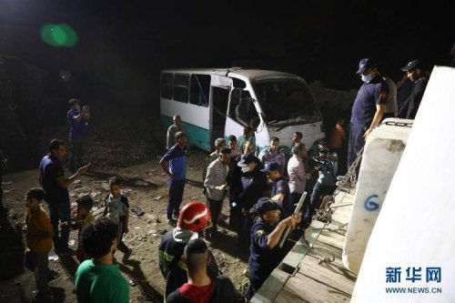 贵州大巴车事件司机房屋被拆该如何处置，21人死亡在警告谁？