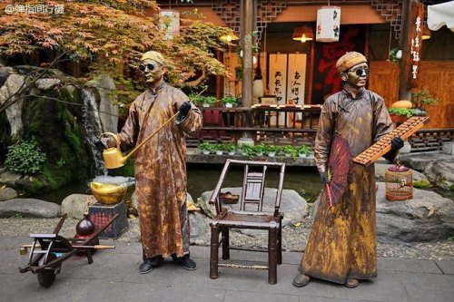 为什么跟团游日本，被大巴车拉着跟急行军一样匆匆赶场戏称大巴游。下次还会再跟团吗？