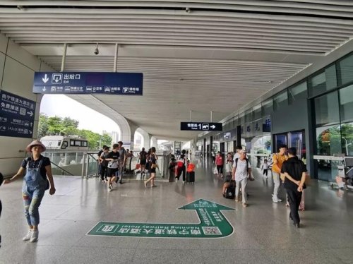 南宁东站可以站内换乘？
