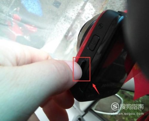 行车记录仪内存卡怎么导入电脑？