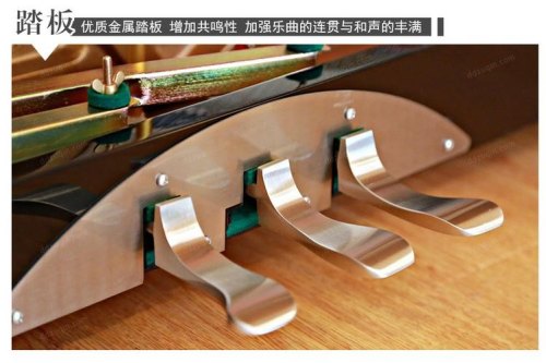 钢琴最左边的踏板有什么用？