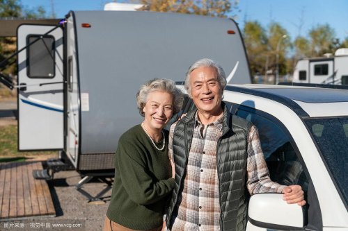 老年人，适合自驾游吗？