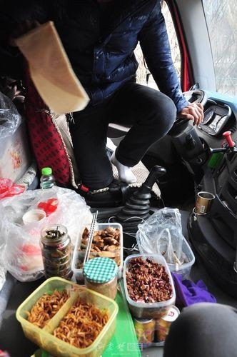 坐长途汽车应该准备哪些吃的呢？