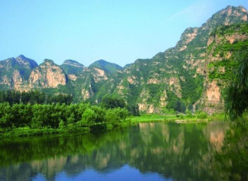 北京北边郊区有山有水好玩的地方？