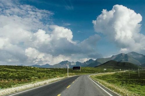 作为司机跑过最舒服，风景最美的道路是哪里？