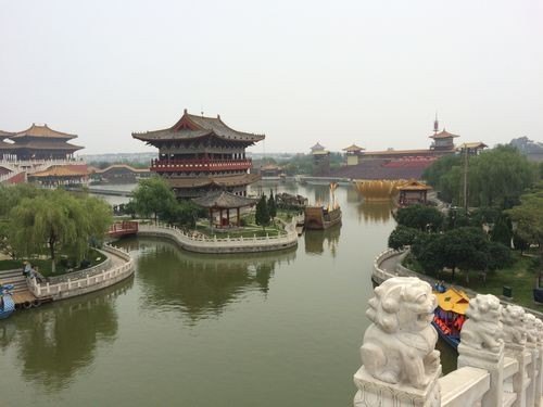 为什么叫清明上河园？