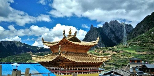 我的家乡在甘南人们眼里的小西藏，谁知道哪里的名胜古迹旅游景点？