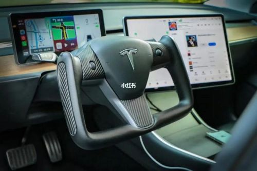 特斯拉model 3方向盘怎么调节？