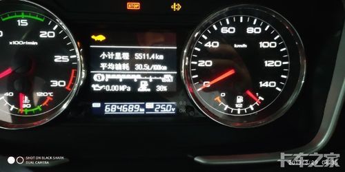 390j6怠速一小时油耗多少？