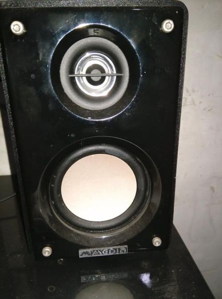 怎样查看音箱是什么型号的? 怎样查看音箱是什么型号的?