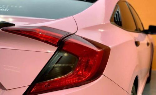 本田思域深粉色现在多少钱? 本田思域深粉色现在多少钱?