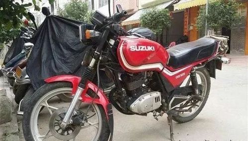 亲们你们知道哪种摩托车省油且能走烂路吗？麻烦推荐一下？