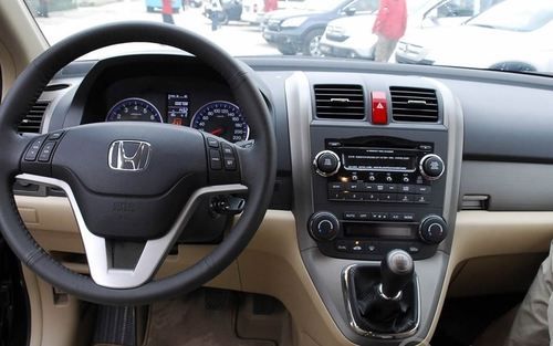 本田crv2013款自动挡怎么开？