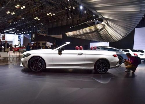 奔驰c260coupe双门敞篷落地价？