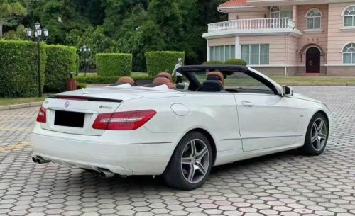 奔驰e260敞篷和奔驰e300敞篷区别? 奔驰e260敞篷和奔驰e300敞篷区别?