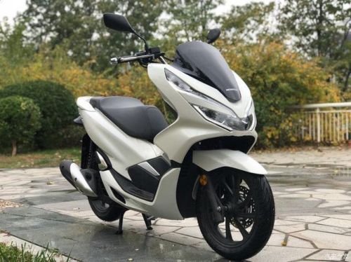 pcx150座高多少？