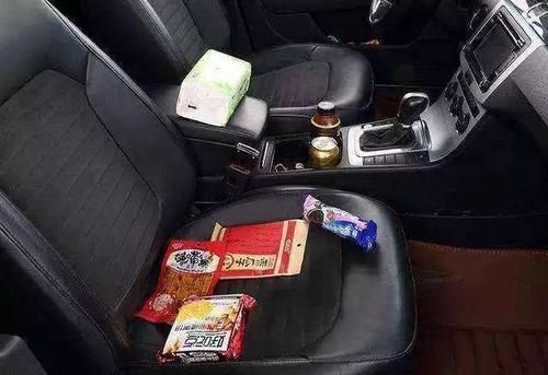 汽车里放哪些东西会带来安全隐患？