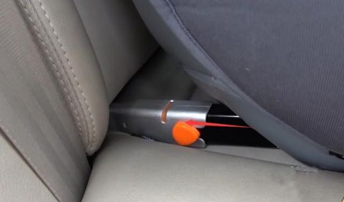 特斯拉后排中间能装安全座椅吗? 特斯拉后排中间能装安全座椅吗?