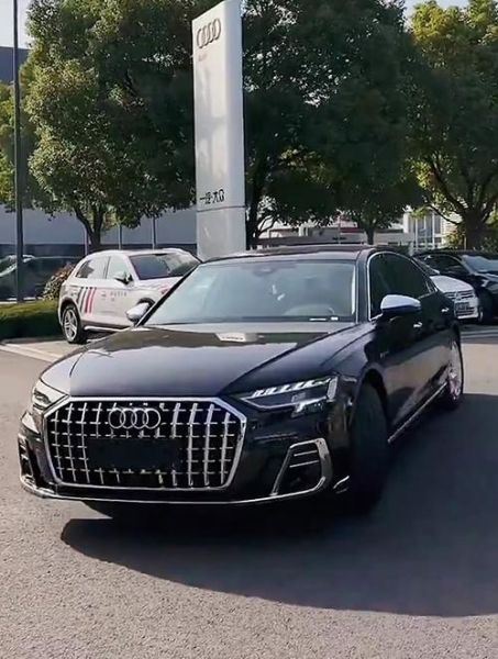 奥迪a8顶配2023款落地价? 奥迪a8顶配2023款落地价?