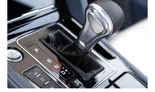 宝马2系和3系哪个性价比高? 宝马2系和3系哪个性价比高?