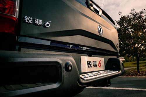 途腾皮卡油箱能装几升？