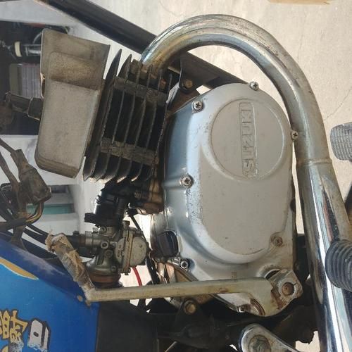 豪爵ax100发动机是不是进口的？