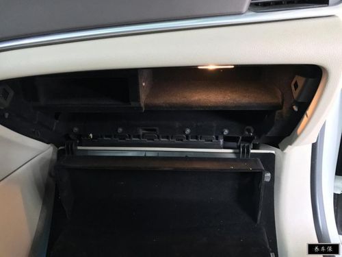 凯迪拉克cts空调滤芯怎么换？