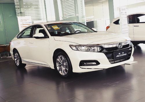 十代雅阁260豪华版落地价? 十代雅阁260豪华版落地价?