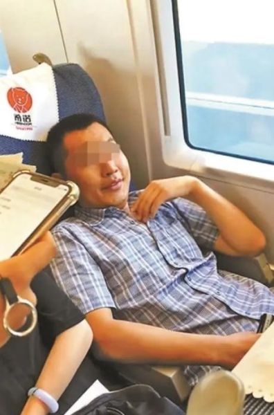 高铁被霸座正确处理方法？