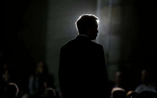 特斯拉什么时候开始做电动车? 特斯拉什么时候开始做电动车?