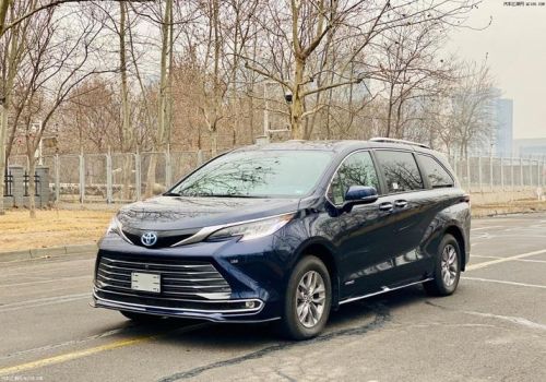 塞纳七座2.5混动最新价格？