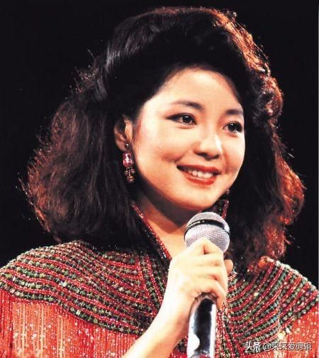 近日一段邓丽君撩兵哥哥视频走红网络,她为什么能“火”到现在? 近日一段邓丽君撩兵哥哥视频走红网络,她为什么能“火”到现在?