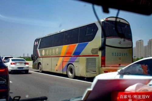 大型客车在高速公路行驶最高时速 大型客车在高速公路行驶最高时速